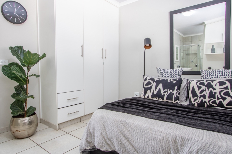 1 Bedroom Property for Sale in Mooivallei Park North West